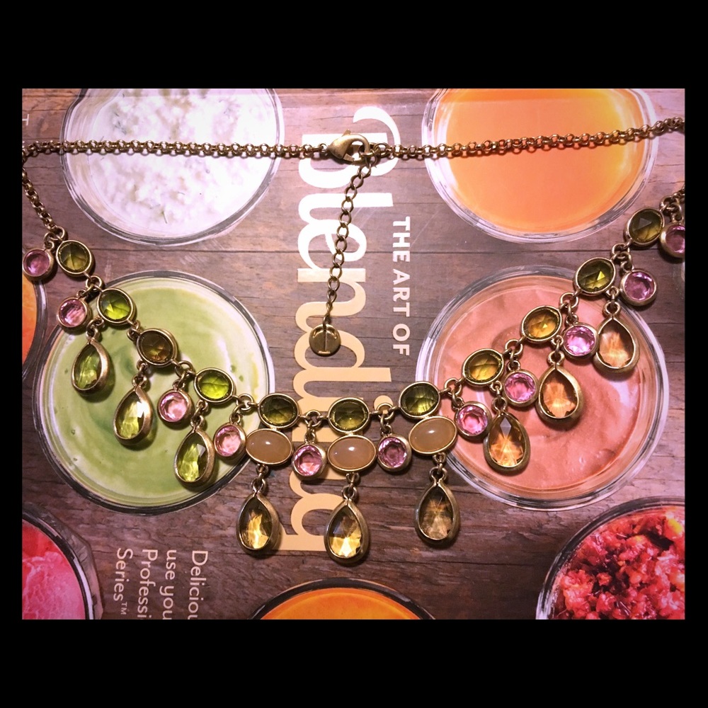 Vintage Crown Trifari Bib necklace